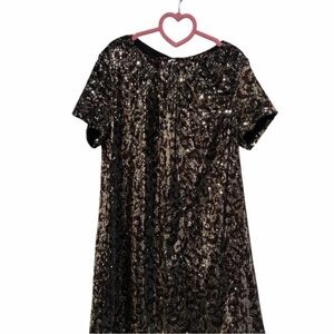 2 for $20 Girls Zara Sequin Short Sleeve Black and Animal Print Holiday Dress